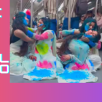 Delhi Metro Holi Viral Video /