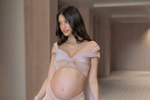 Alanna Panday Flaunts Her Baby Bump At The Tribe Launch